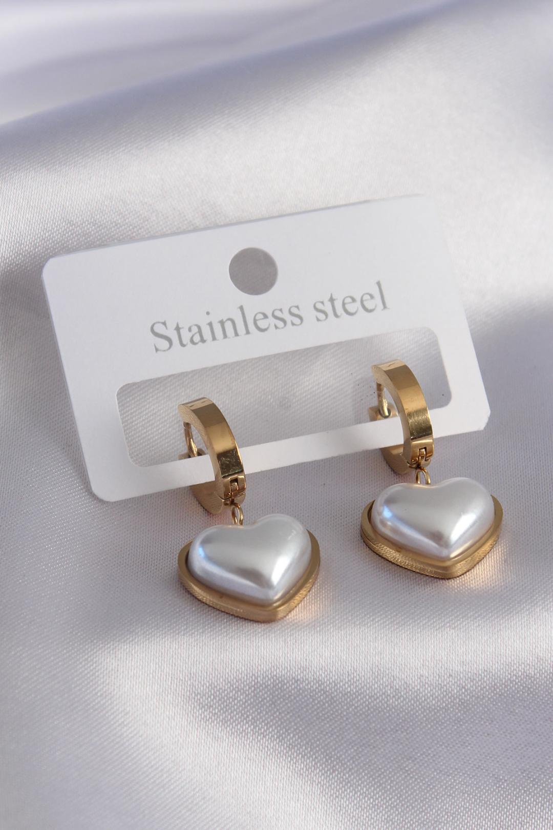 Çelik Gold Renk Kalp Model Kadın Küpe Clariss