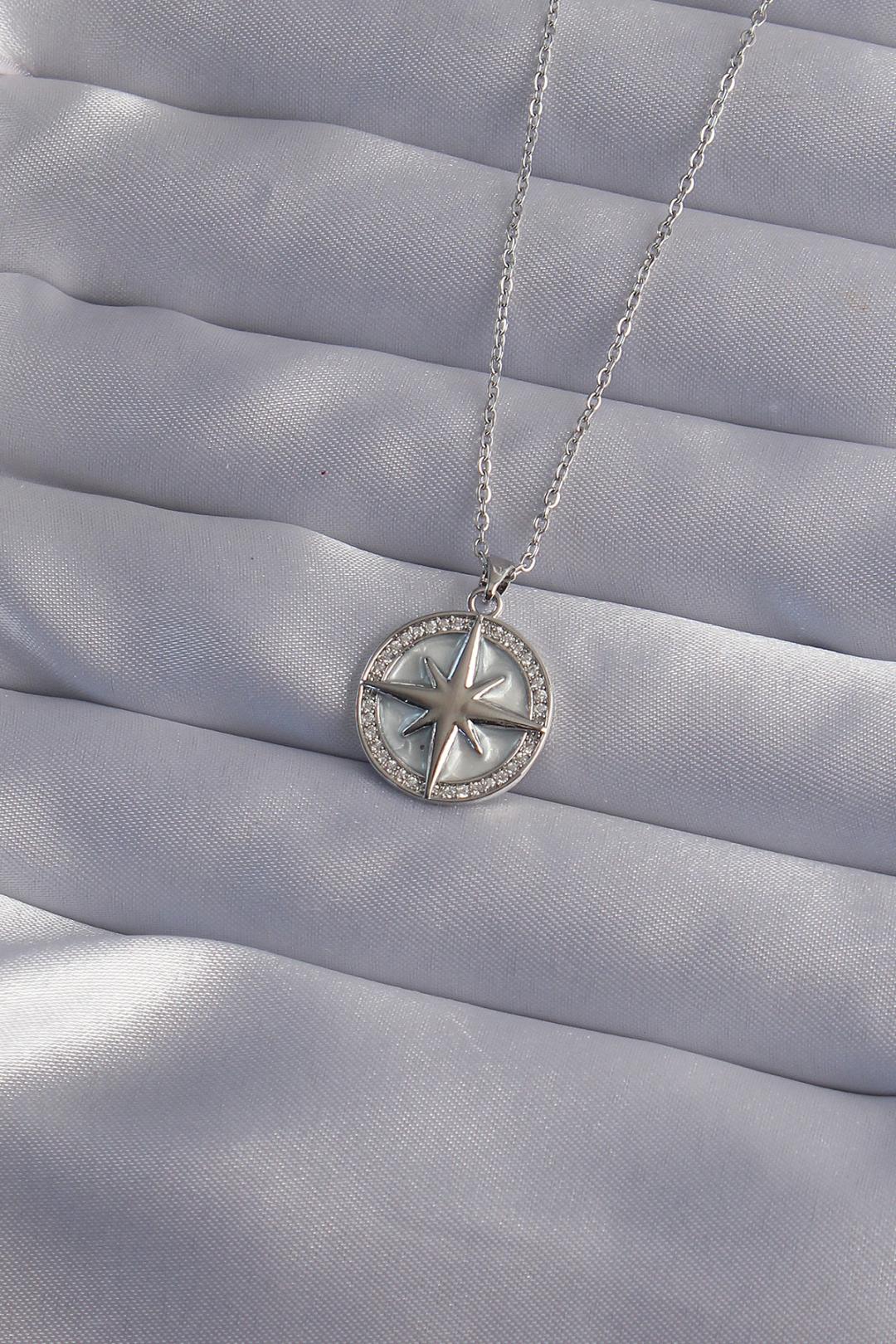 Gümüş Renk Zirkon Taşlı Kutup Yıldızı Kolye