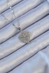 Gümüş Renk Zirkon Taşlı Kutup Yıldızı Kolye