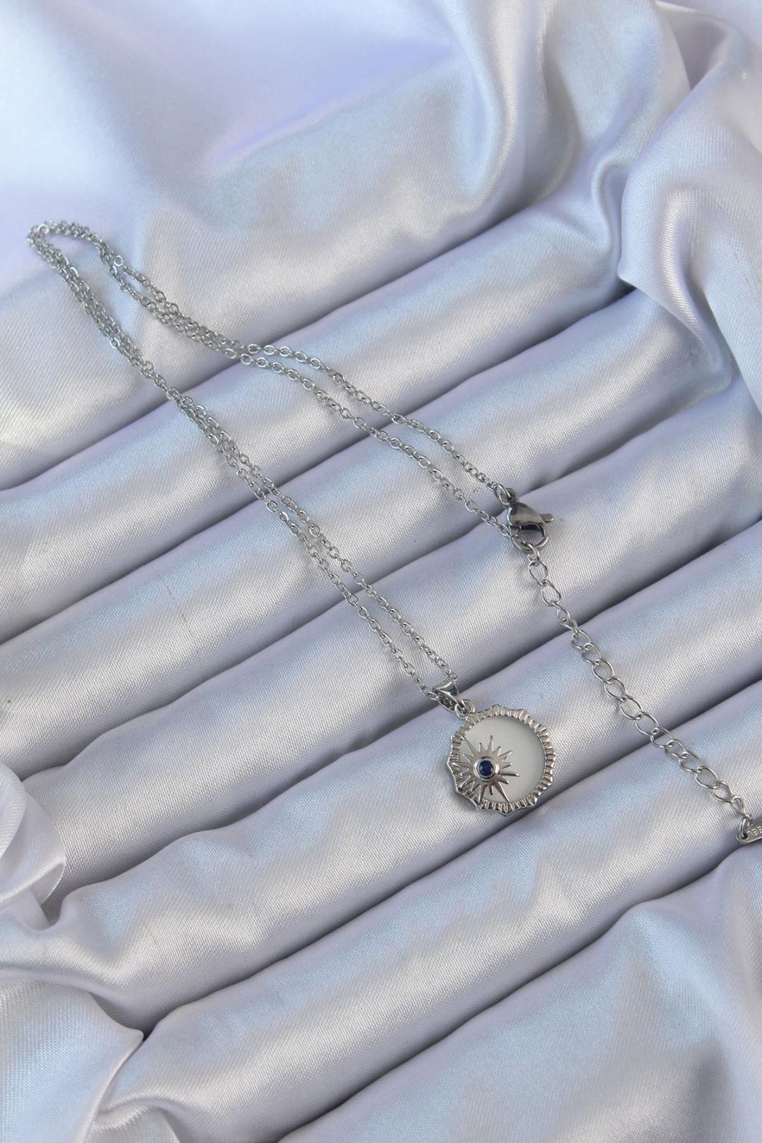 Gümüş Renk Zirkon Taşlı Mineli Kutup Yıldızı Kolye