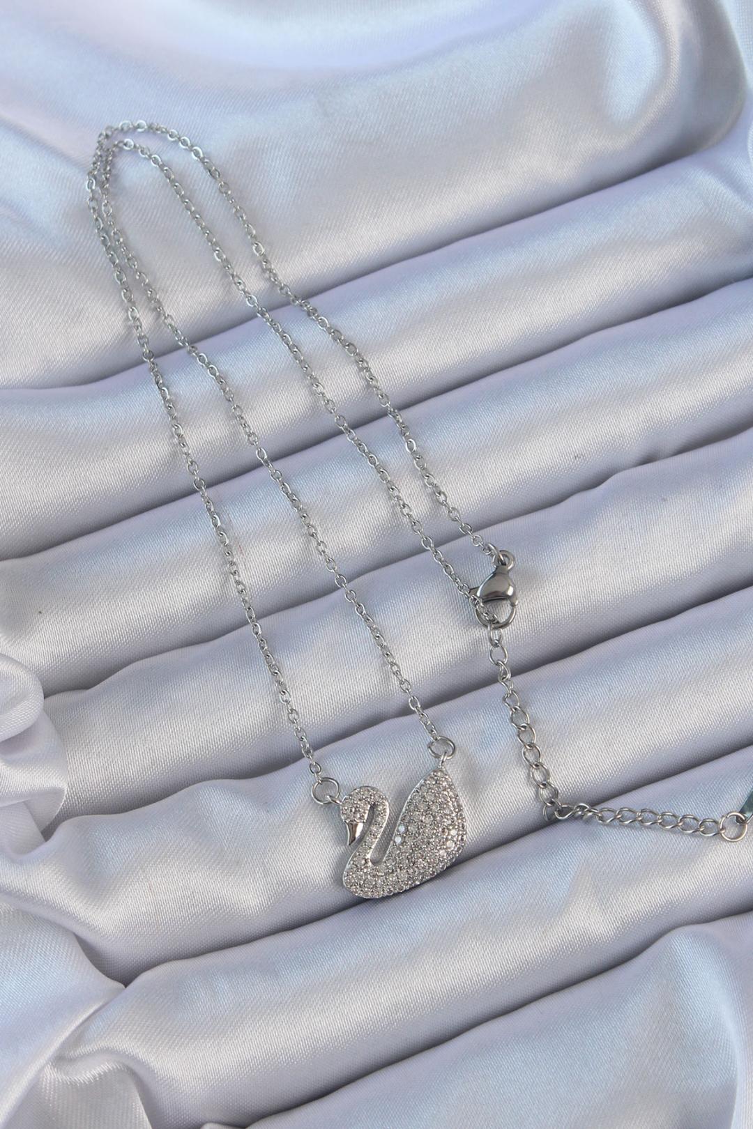 Çelik Zincir Gümüş Renk Zirkon Taşlı Kuğu Kolye