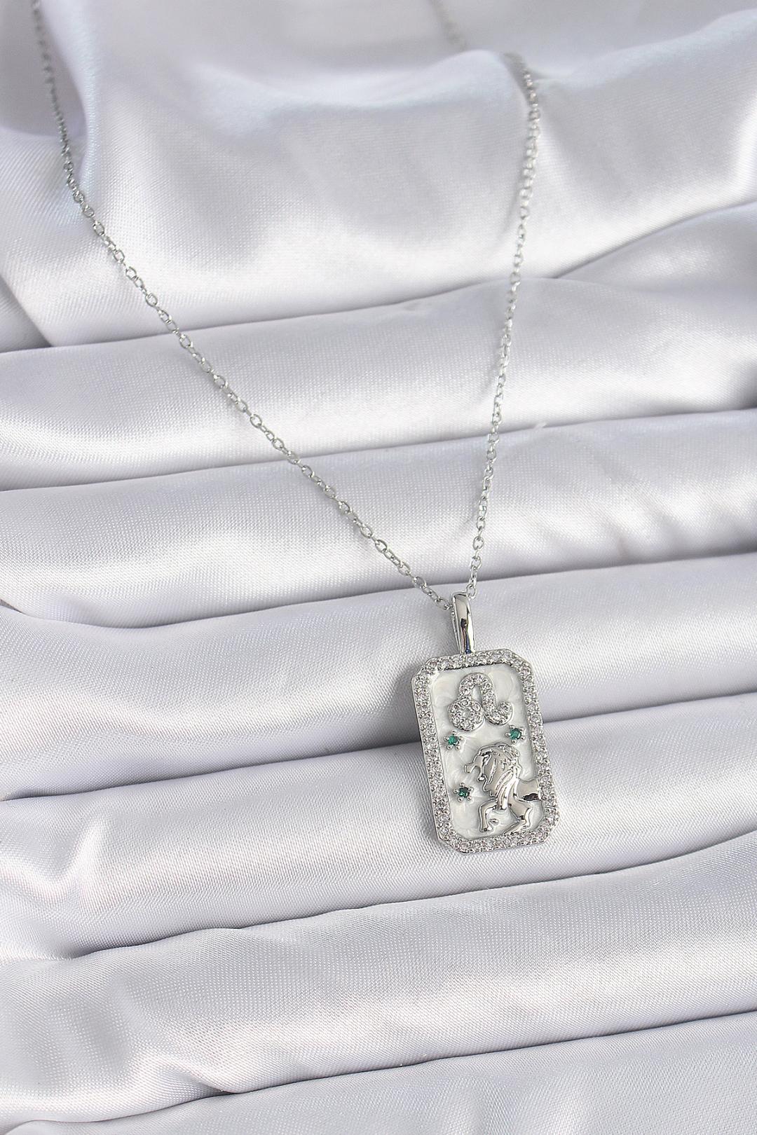 Çelik Gümüş Renk Zincir Aslan Burcu Zirkon Taşlı Kadın Kolye