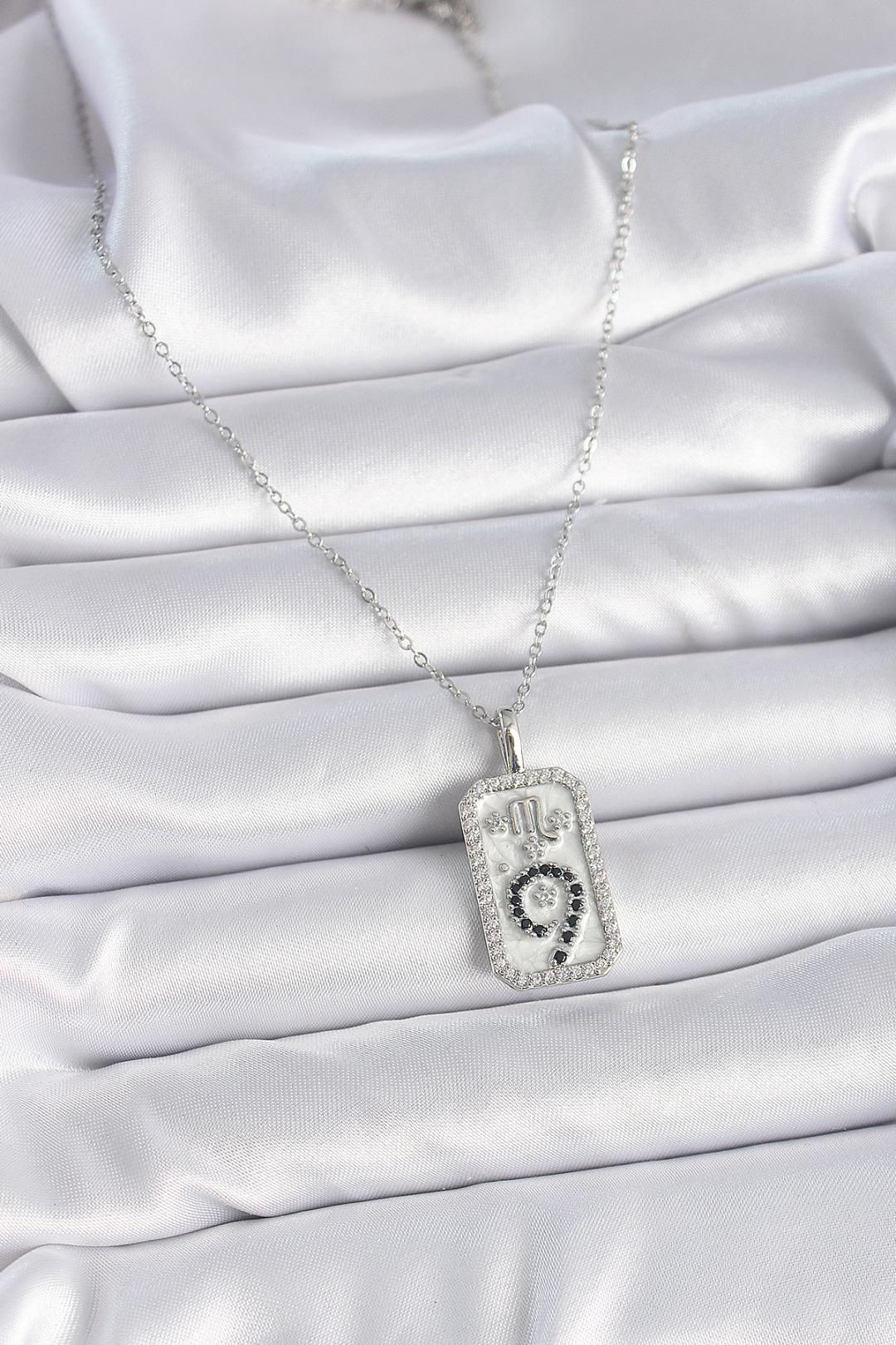 Çelik Gümüş Renk Zincir Akrep Burcu Zirkon Taşlı Kadın Kolye