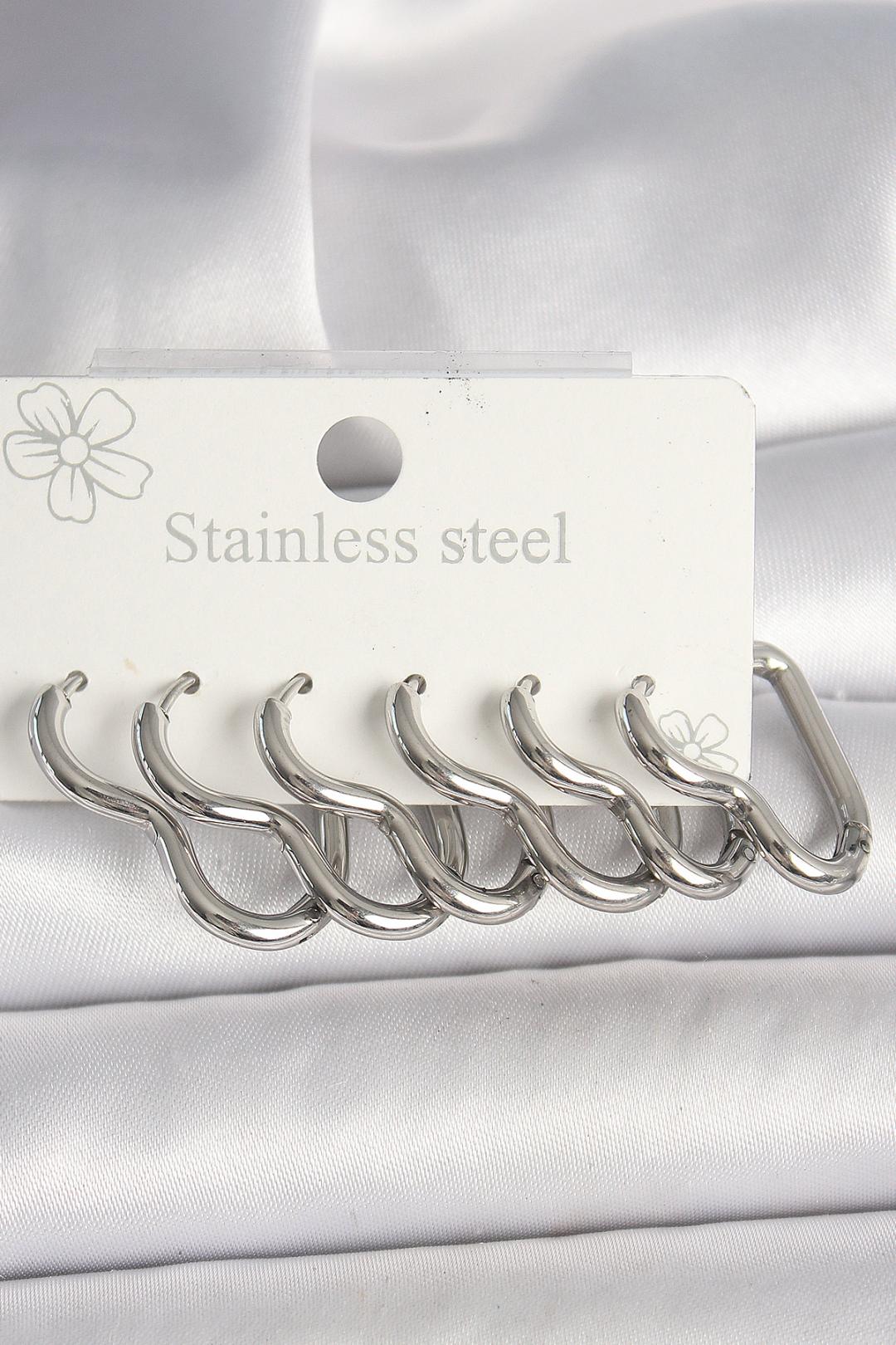 Çelik Gümüş Renk Kalp Model Kadın Küpe Seti