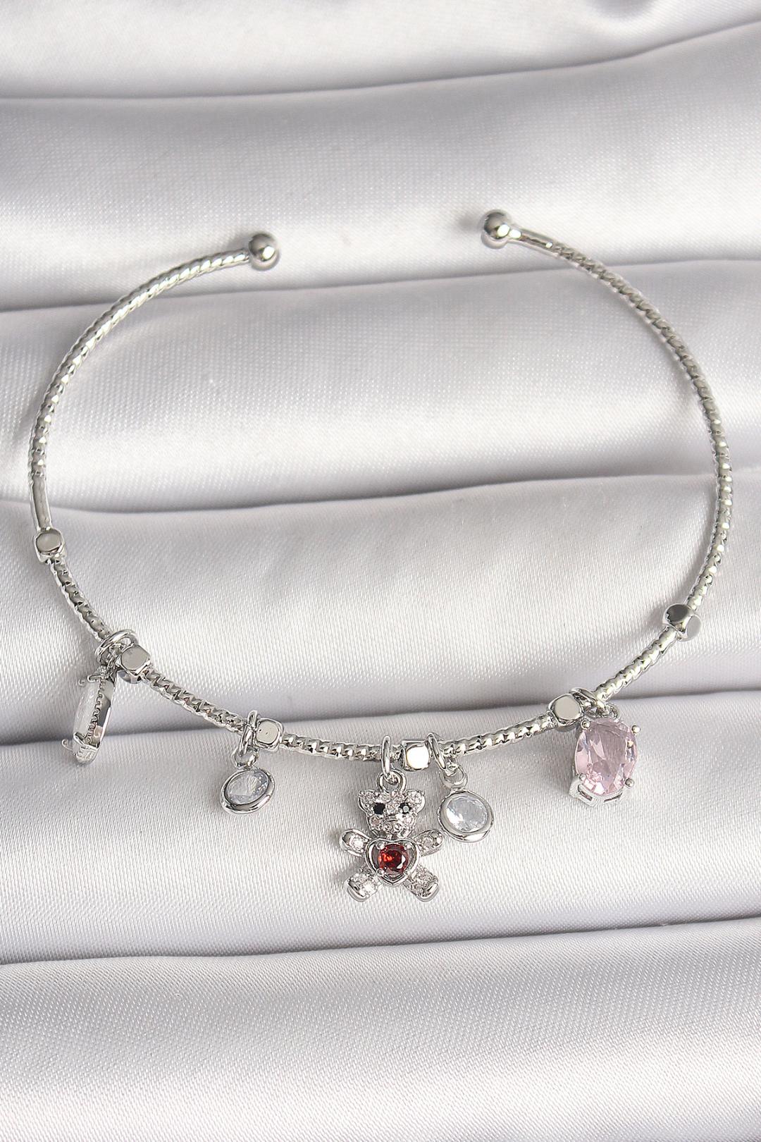 Pirinç Gümüş Renk Sallantı Zirkon Taşlı Ayıcık Figür Kırmızı Taş Detay Charm Kadın Bileklik