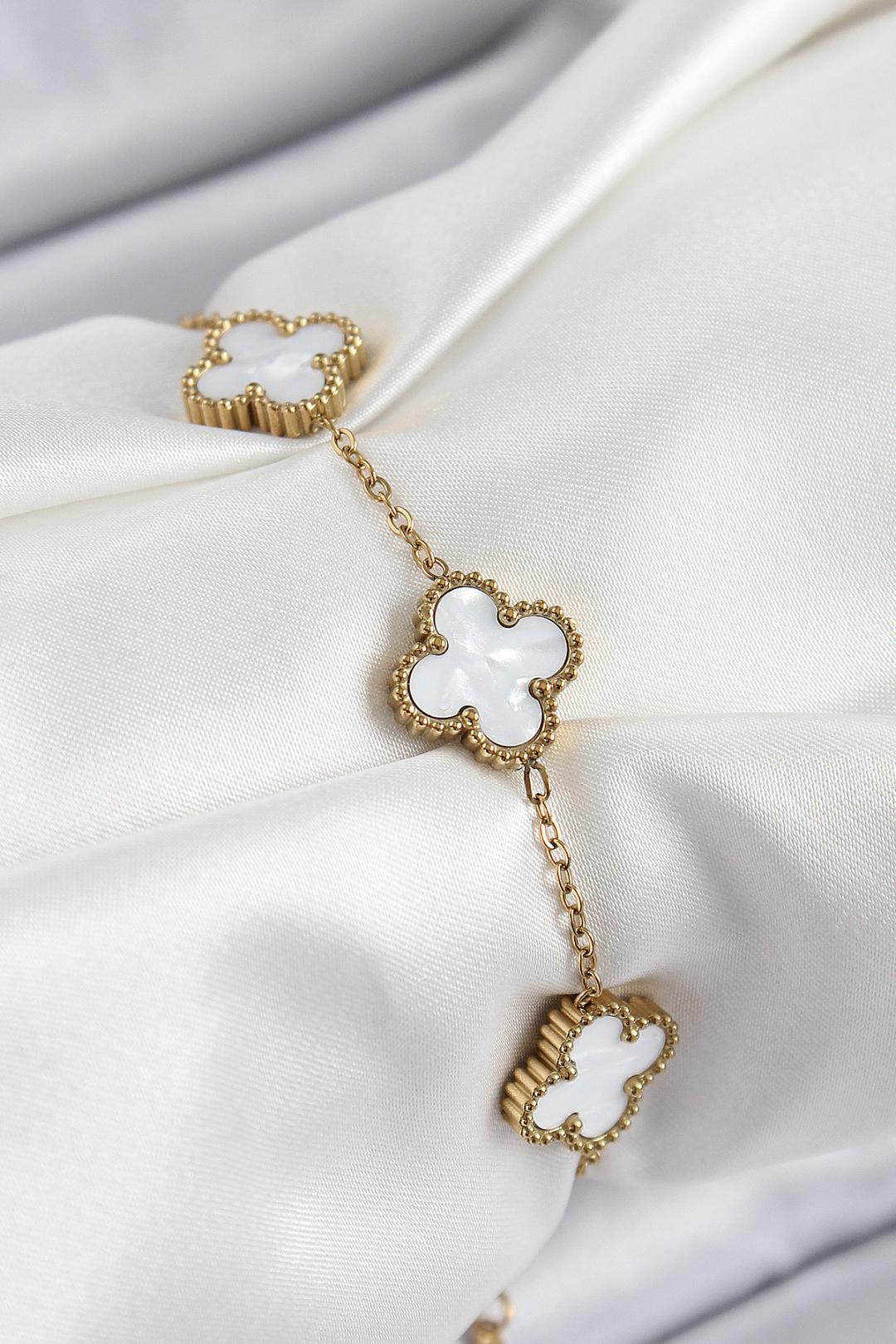 Çelik Beyaz Sedef Yonca Model Gold Renk Kadın Bileklik