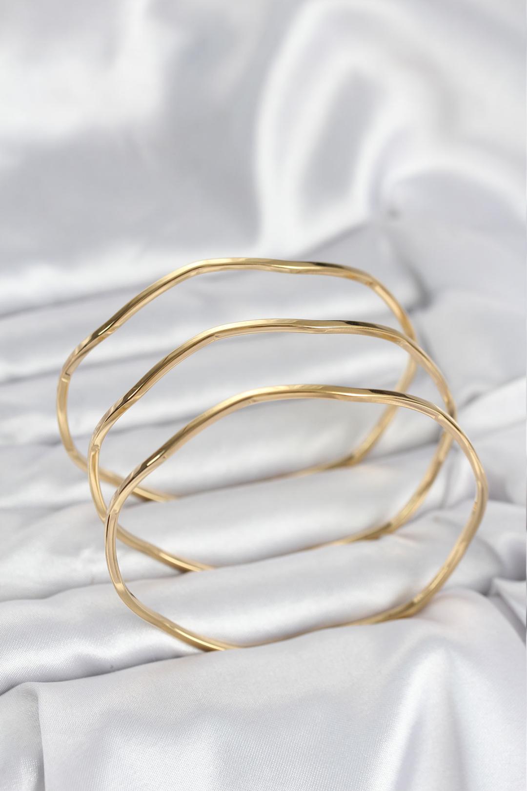 Çelik Gold Renk 65 mm Ajda Zikzak Model 3lü Kadın Bileklik