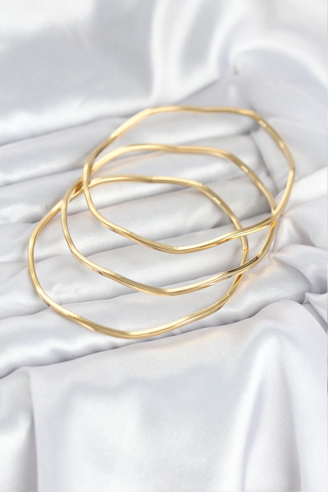 Çelik Gold Renk 65 mm Ajda Zikzak Model 3lü Kadın Bileklik