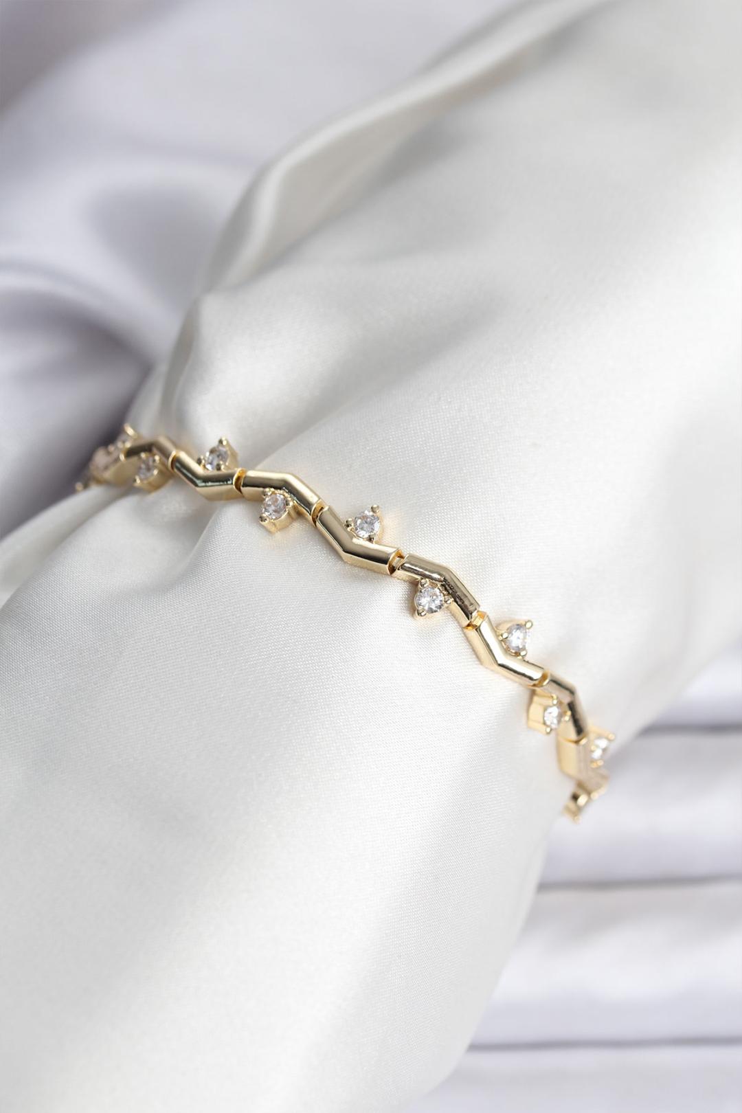 Zikzak Model Pirinç Gold Renk Bileklik