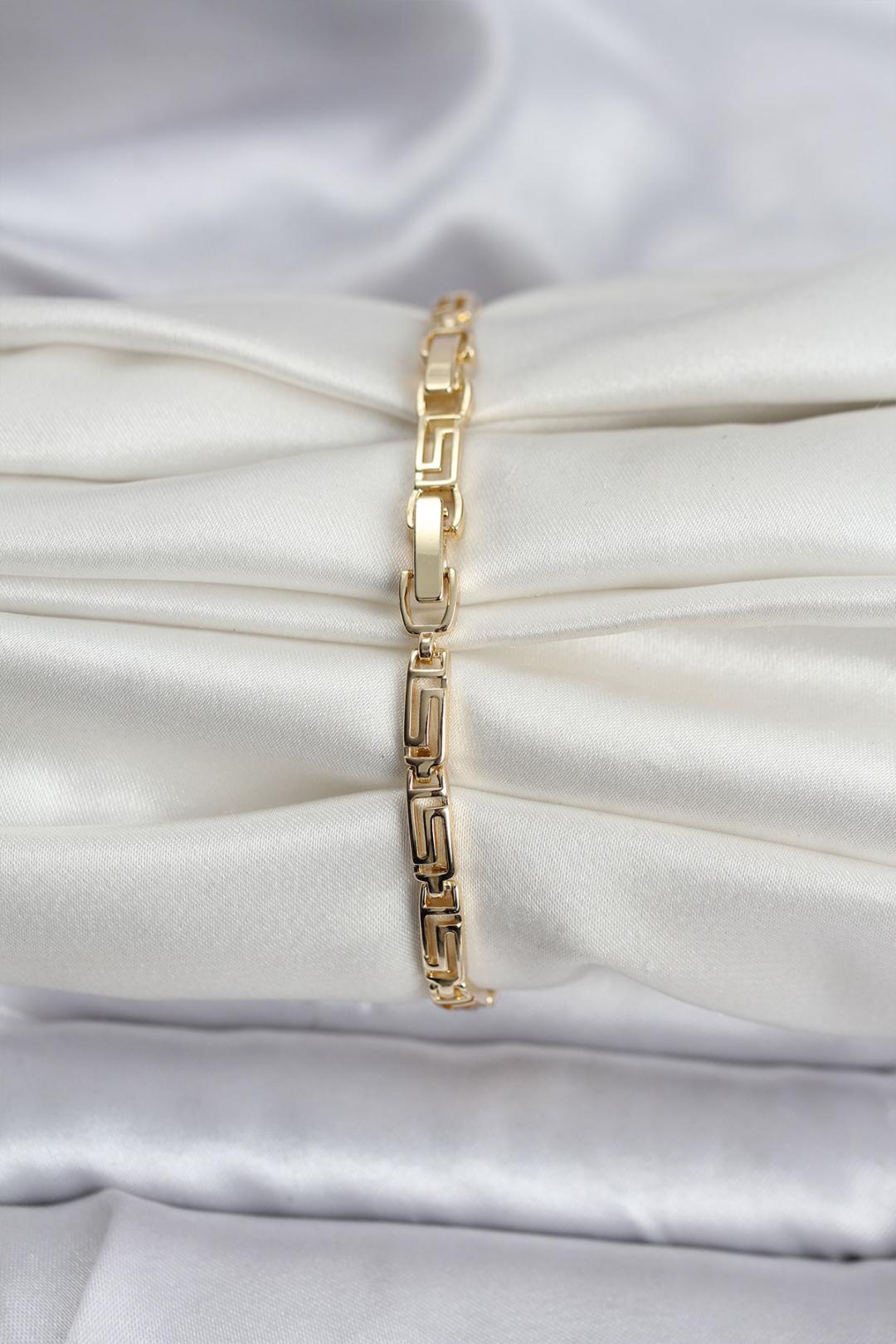 14K Gold Renk Kaplama Zirkon Taşlı Baget Model CM Kadın Bileklik